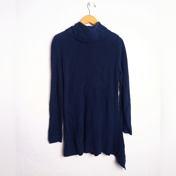 Neiman Marcus Navy Turtleneck Sweater Size M - Picture 2 of 4
